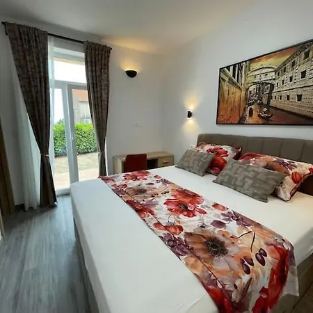 La2 Luxury Near Bacvice Appartement Split
