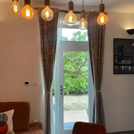 La2 Luxury Near Bacvice Апартаменты