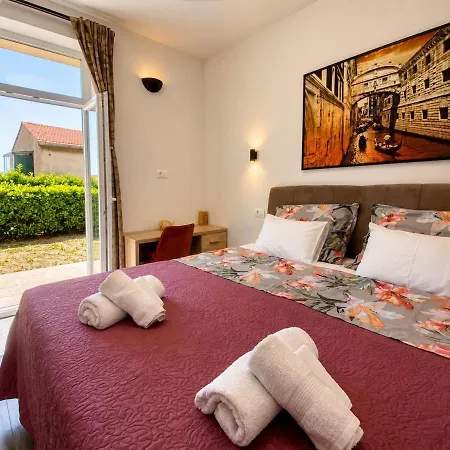 La2 Luxury Near Bacvice Daire *