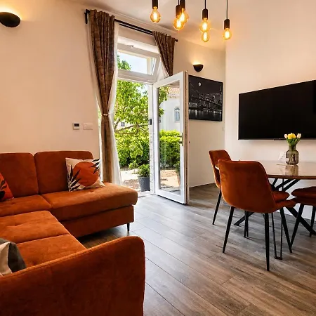 La2 Luxury Near Bacvice Daire